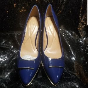 ANDREW GELLER Royal blue pointy toe pump. Size 11
